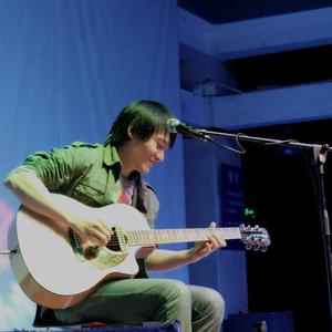 国产精品亚洲第一线
